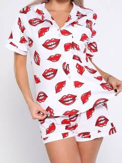 Пижама с шортами женская