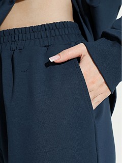 Костюм с брюками женский