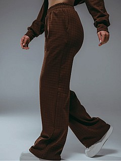 Костюм с брюками женский