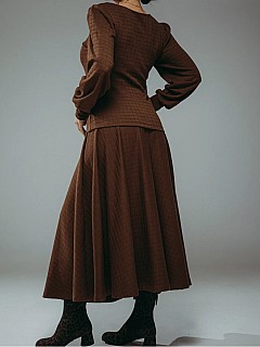 Костюм с юбкой женский