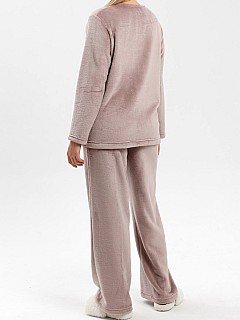 Костюм с брюками женский