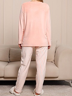 Костюм с брюками женский