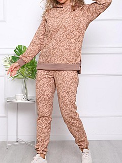 Костюм с брюками женский