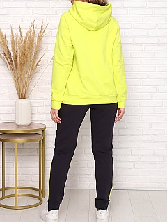 Костюм с брюками женский