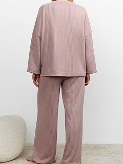 Костюм с брюками женский