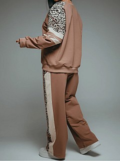 Костюм с брюками женский