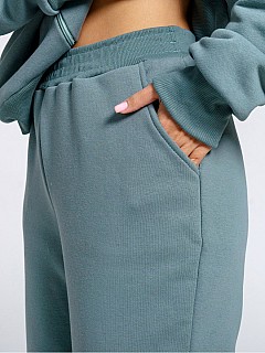 Костюм с брюками женский