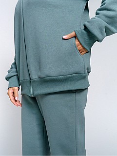 Костюм с брюками женский