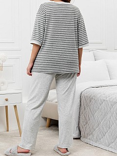 Костюм с брюками женский