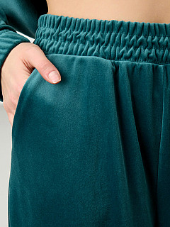 Костюм с брюками женский