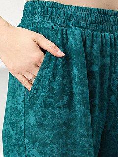 Костюм с брюками женский