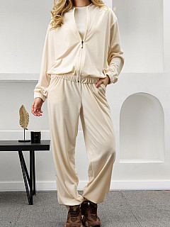 Костюм с брюками женский