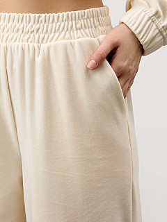 Костюм с брюками женский