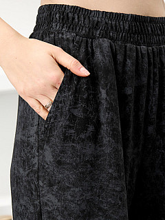 Костюм с брюками женский