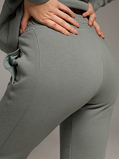 Костюм с брюками женский