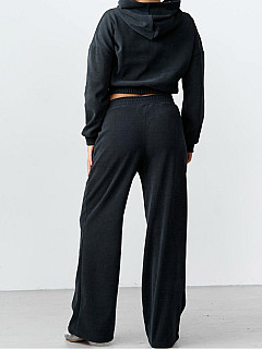 Костюм с брюками женский