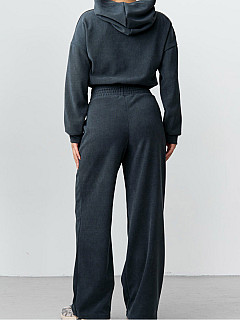 Костюм с брюками женский