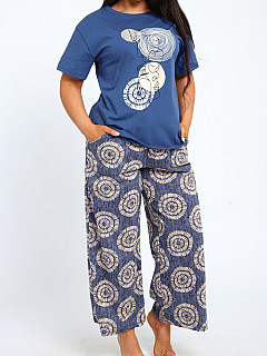 Костюм с брюками женский