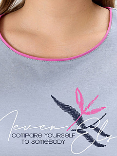 Костюм с брюками женский