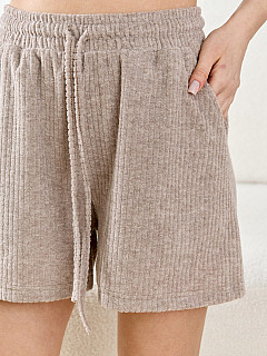 Костюм с шортами женский