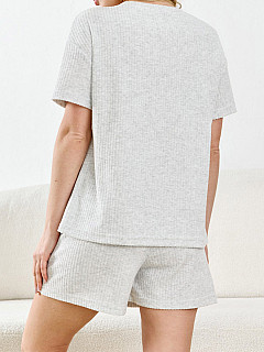 Костюм с шортами женский