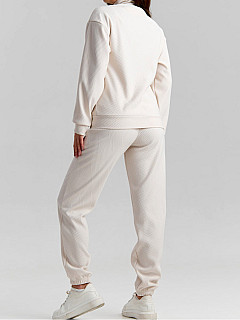 Костюм с брюками женский