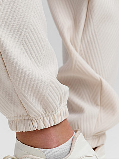 Костюм с брюками женский