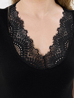 Костюм с брюками женский