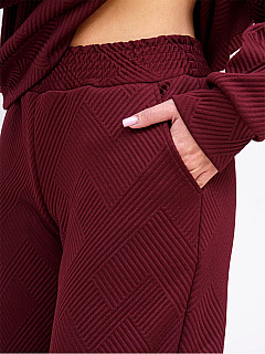 Костюм с брюками женский