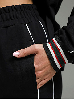 Костюм с брюками женский