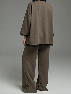 Костюм с брюками женский