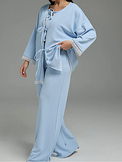 Костюм с брюками женский