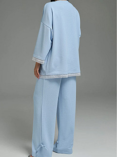 Костюм с брюками женский