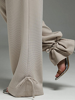 Костюм с брюками женский