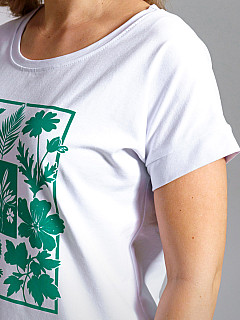 Костюм с шортами женский