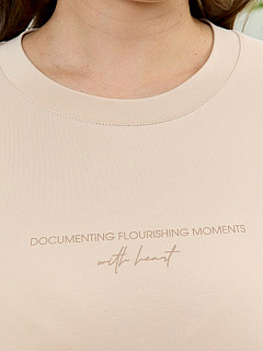 Футболка женская