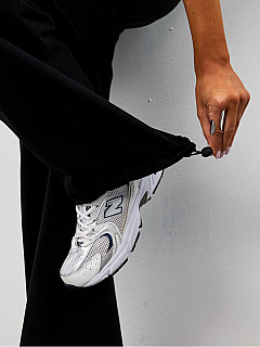 Костюм с брюками женский