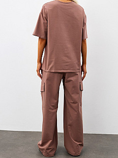 Костюм с брюками женский