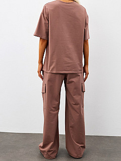 Костюм с брюками женский