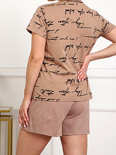 Костюм с шортами женский