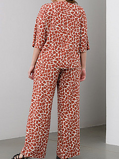 Костюм с брюками женский