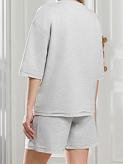 Костюм с шортами женский