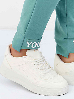 Костюм с брюками женский